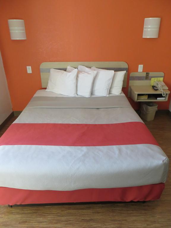 Motel 6-Minonk, Il Zimmer foto