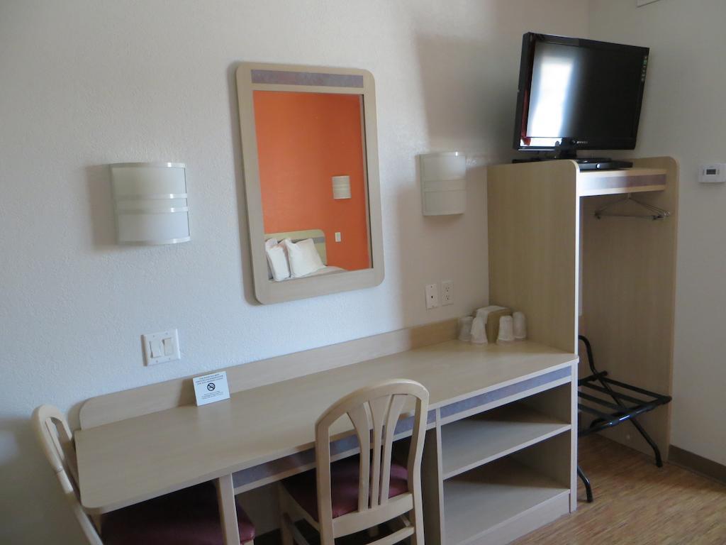 Motel 6-Minonk, Il Zimmer foto