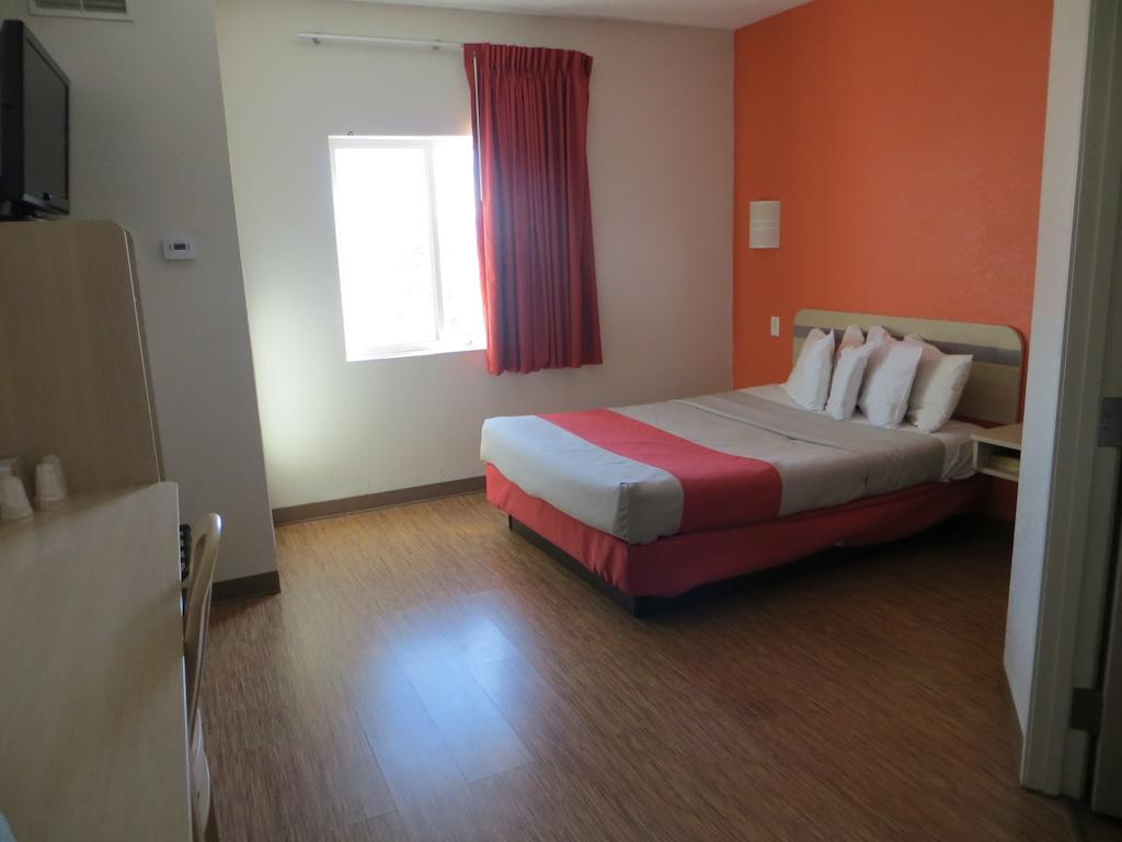 Motel 6-Minonk, Il Zimmer foto